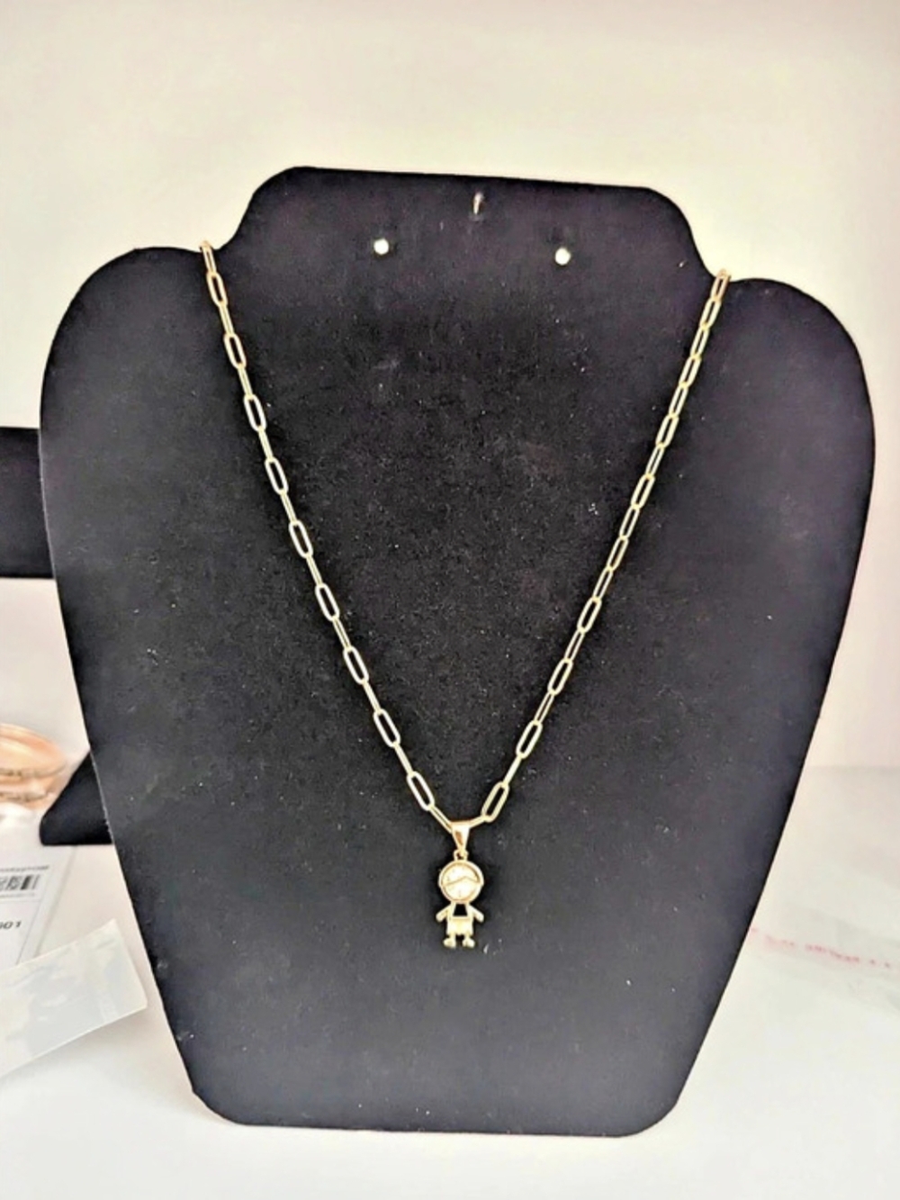 Gold-Tone Pendant Necklace Like New